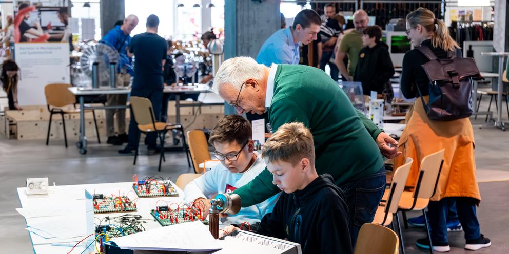 Bild von Premiere der Science Days 2026 in der Enter Technikwelt ein voller Erfolg